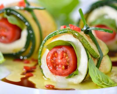 Roasted Zucchini Caprese Salad Rolls Recipe