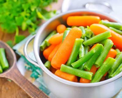 How to Cook Vegetables in a Pressure Cooker