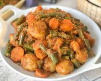 Goan Batata Recheado Recipe With Carrots & Beans