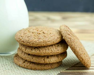 Spiced Whole Wheat Cookie Recipe (Atta Biscuit)