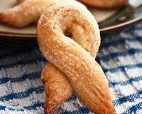 Torcettini Di Saint Vincent (The Twisted Cookie Recipe)