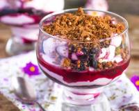 Blueberry Fool Recipe - Quick Dessert with Whipped Cream & Fresh Berries
