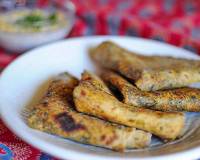 Methi And Palak Paratha Recipe