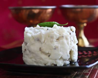 Mor Kali (Kazhi) Recipe (Savory Rice Flour Breakfast Pudding)