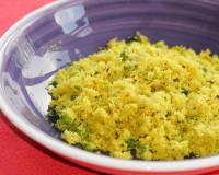 Tikhat Rava Recipe (Spicy Semolina Crumble)