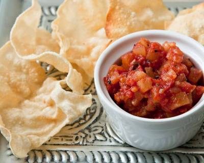 Sweet and Spicy Tomato Chutney Recipe With Garlic