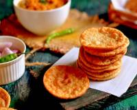 Sindhi Pakwan Recipe - Crisp Delicious Puri
