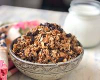 Oats Peanut Butter & Chocolate Chip Trail Mix Recipe 