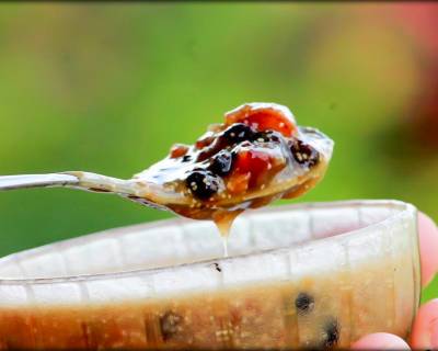 Black Currant Dates Kheer Recipe