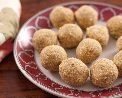 Badam Pottukadalai Ladoo Recipe - Almond Chana Dal Ladoo 