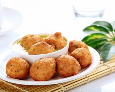 Mysore Bonda Recipe (Healthy Pan Fried Recipe)