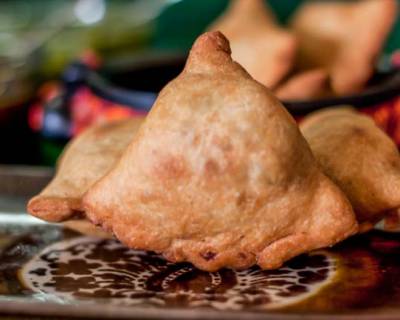 Punjabi Samosa Recipe - A Spiced Potato Tea Time Snack 