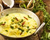 Cauliflower In Coconut Milk Curry Recipe