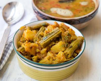 Batata Saragva Nu Shaak Recipe-Spicy Aloo & Drumstick Vegetable