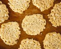 Crunchy Baked Cheese Crisps Recipe