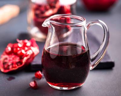 Homemade Pomegranate Juice with Ginger Recipe