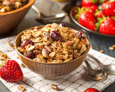 Homemade Stovetop Granola Recipe Using Jaggery