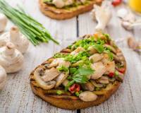 Spicy and Creamy Achari Mushroom Open Toast Recipe