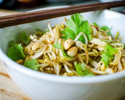 Thai Style Beansprouts & Raw Mango Salad Recipe