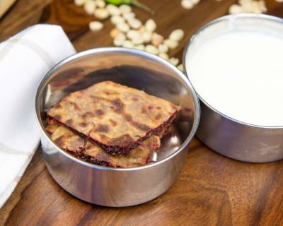 Beetroot Paratha Recipe (Kids Lunch Box Ideas)