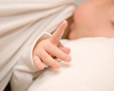 Importance of Breastfeeding & Benefits of Breastmilk
