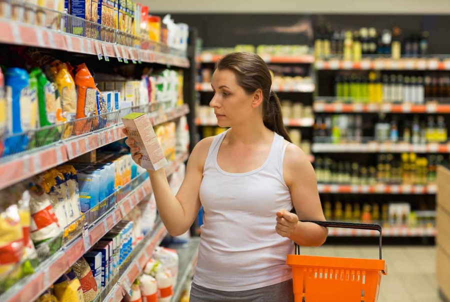 http://www.shutterstock.com/pic-285807476/stock-photo-beautiful-young-woman-shopping-for-cereal-bulk-in-a-grocery-supermarket.html?src=DQasQoR5Ahemh4oq406q8A-1-80